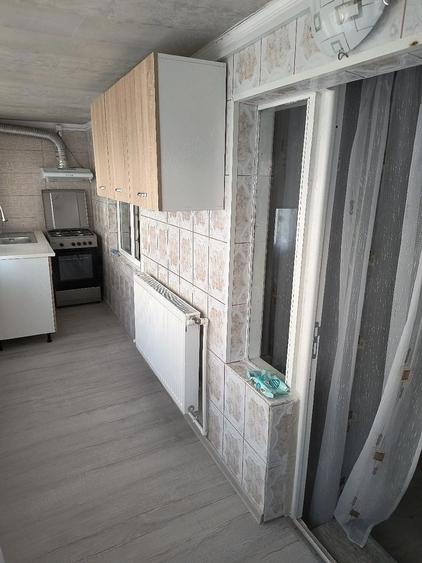 vand apartament cu 2 camere - 4