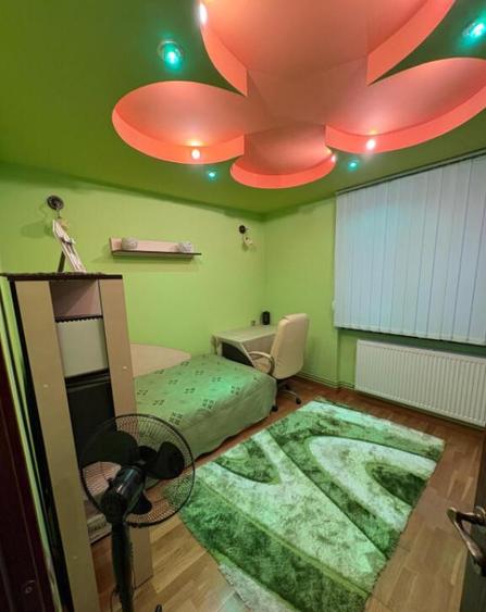 Apartament 4 camere decomandat, 77 mp, etaj 2, Loc Parcare , - 4