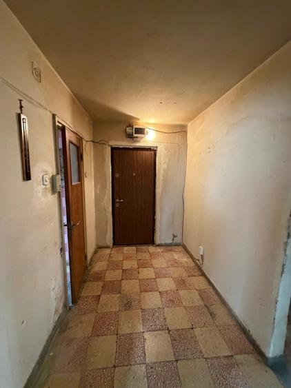 1 Decembrie, Piata Trapezului, 7 min. metrou - 8