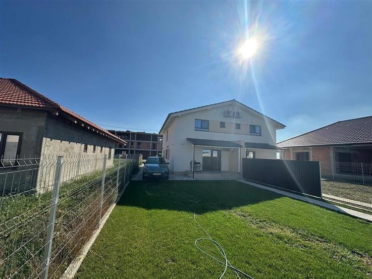 Casa NOUA Sanandrei la prima inchiriere, Eco,  Moderna, 6 minute de Selgros - 1