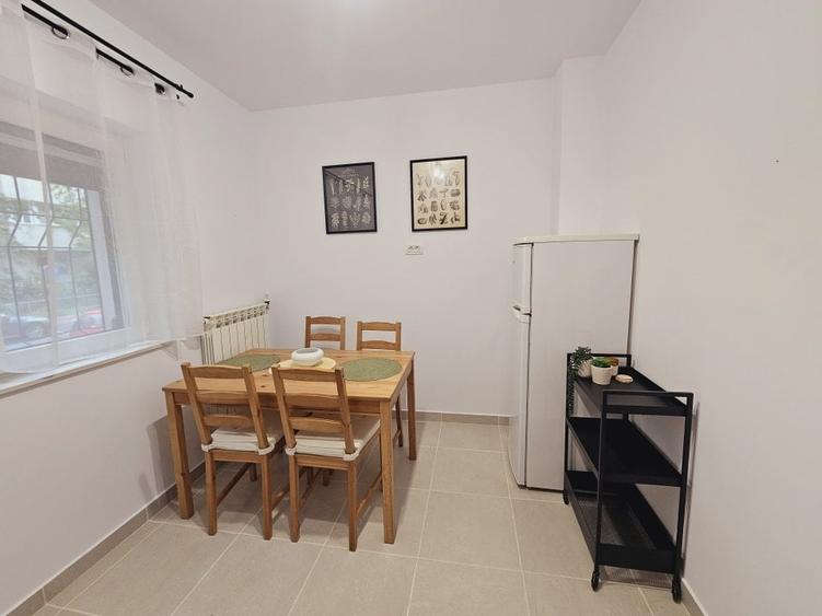 Timpuri Noi metrou | Mircea Voda | Camera de Comert | Bloc anvelopat | Renovata - 13