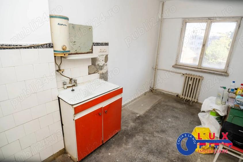 Apartament cu 2 camere decomandat în Babadag