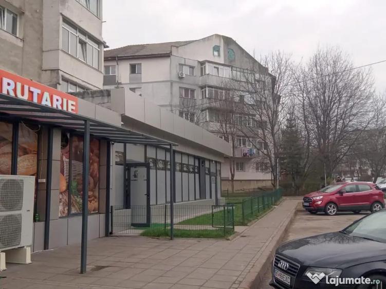 Vand apartament cu 3 camere str. Savenilor - 1