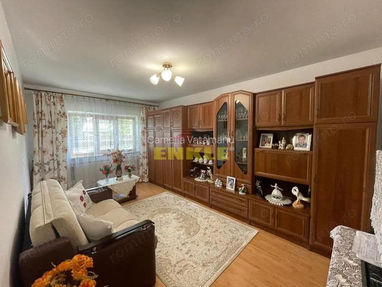 De vanzare apartament (se accepta si schimb cu casa)