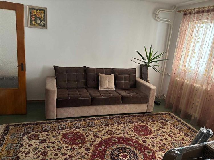 Inchiriez apartament 2 camere, Dr. Taberei - Favorit, et 5, 3 min. Metrou - 1