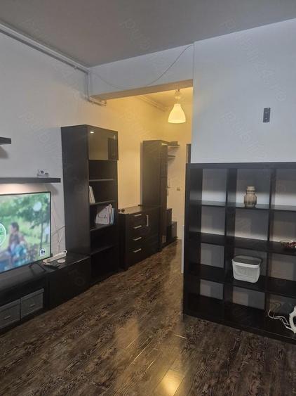 Garsoniera 42 m2, zona 1 Mai (Piata Chibrit), bloc nou, 350 euro - 1
