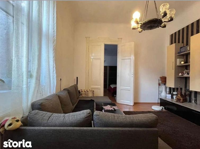 Apartament ultracentral/ 3 camere /70 mp + terasa privata - 12