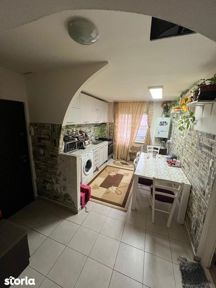 Apartament 3 camere | Zona Micro 16 | Parter Inalt | Decomandat - 1