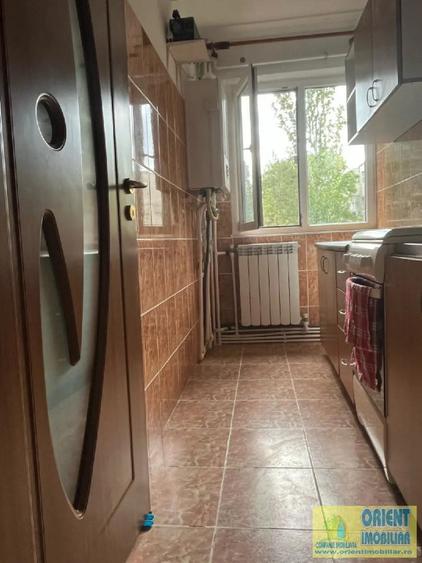 Scoala 8, I.C. Bratianu, 3 camere, etaj 2, gaze, vanzari Constanta - 6