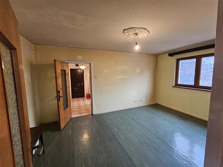 Apartament 3 camere de vanzare - etaj 2 - aproape de metrou Dristor - 10