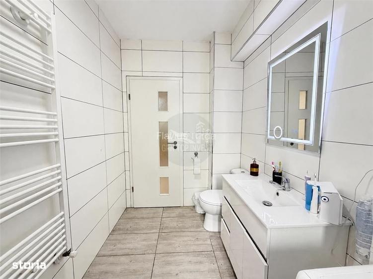 Apartament 3 camere 2 bai parcare subterana zona Turnisor