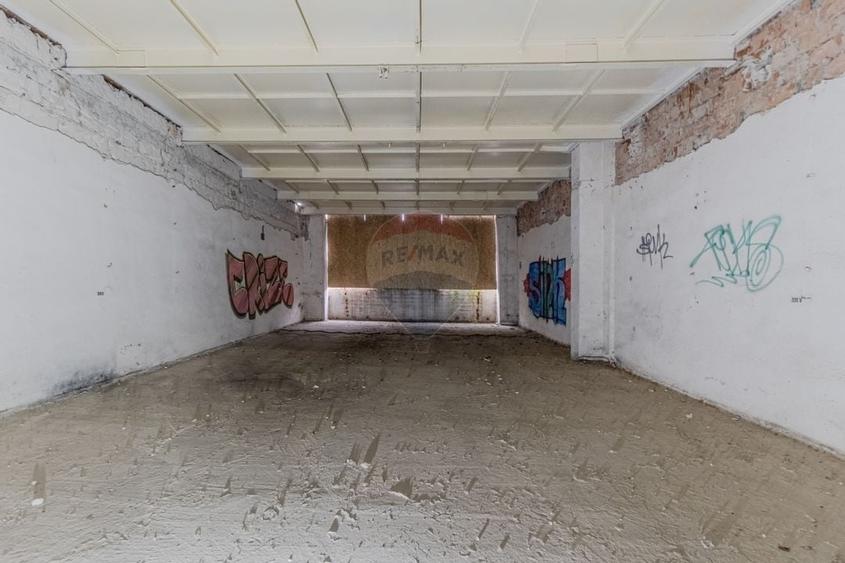 Spatiu industrial de 2060mp cu teren de 3358mp de vanzare Str Turnului - 47