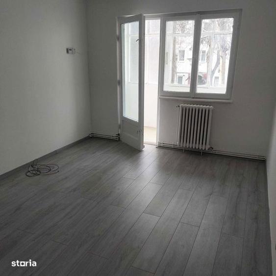 Vand apartament semidecomandat,2 camere,etaj 1,Manastur,Aleea Peana - 1