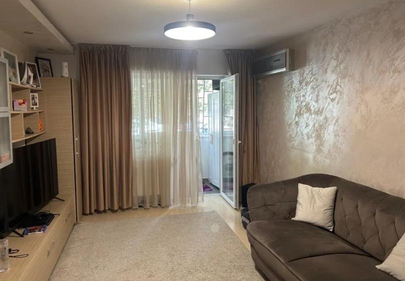 Ferdinand ,bl.reabilitat,centrala in bloc,p/4,balcon,Amenajat,se vinde mobilat