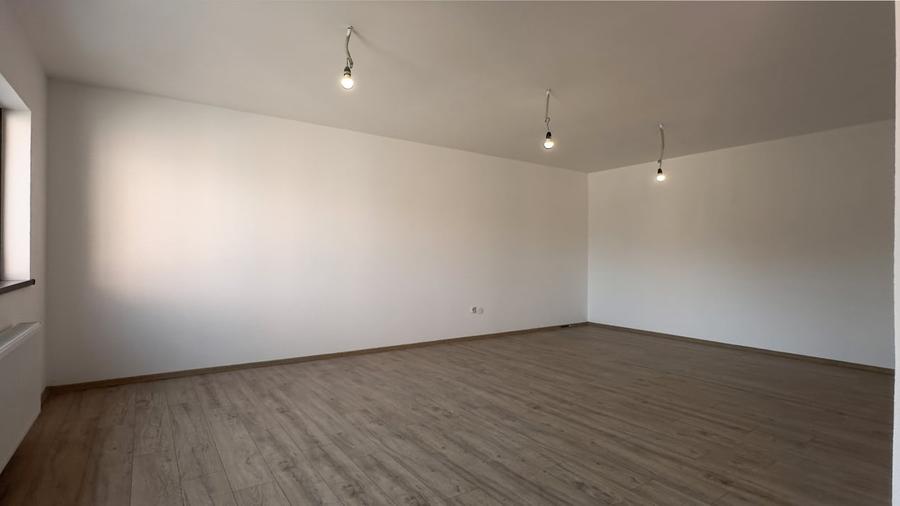 Vila P+1 cu 4 camere de inchiriat in Cumpana, cu garaj auto - 2