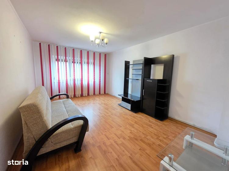 2 camere, decomandat, str. Victor Hugo, zona Episcopiei, mobilat - 1