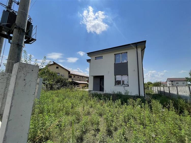 VILA DE VANZARE CIOROGARLA ACCES RAPID A1 - LA CHEIE - 1