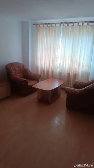 inchiriez apartament 4 camere - 8
