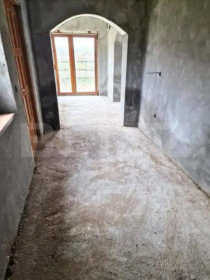 Casa (la ro?u) + teren 2522 mp ideala pentru personalizare - Costestii Deal - 11