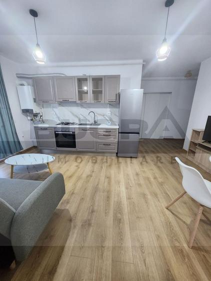 Apartament cu 3 camere decomandat în Chinteni