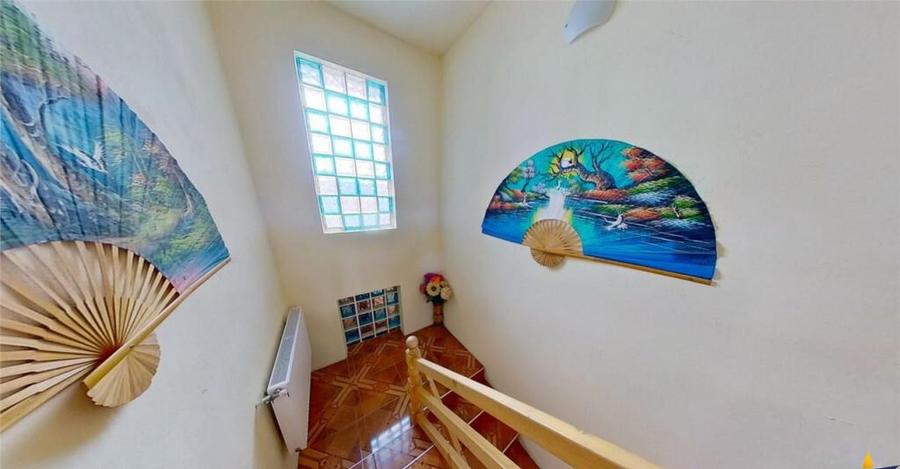 Acasa in Rasnov:Casa cu 5 camere,curte mare si liniste depli - 16