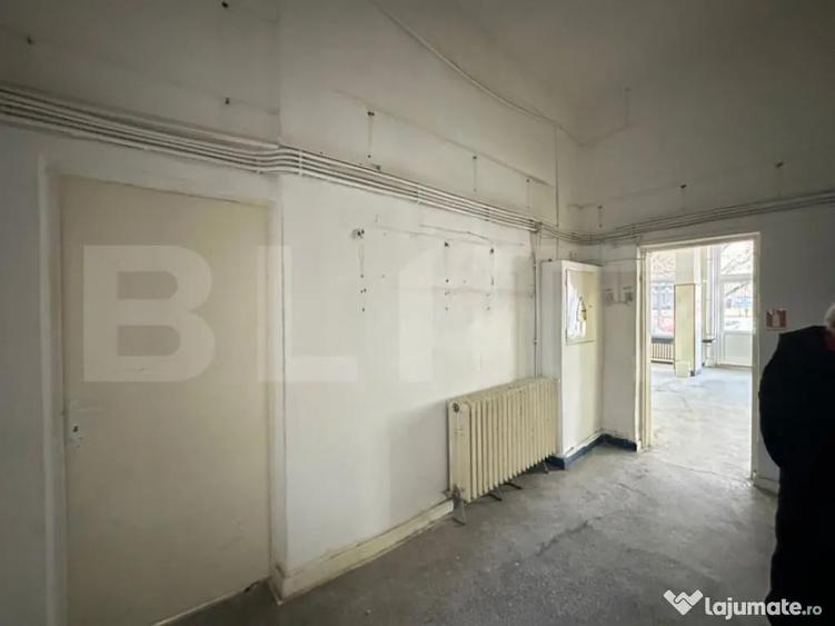 Spa?iu comercial de inchiriat, zona Decebal pozi?ie e - 8