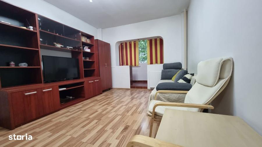 Apartament cu 3 camere de inchiriat in zona Colentina - 1