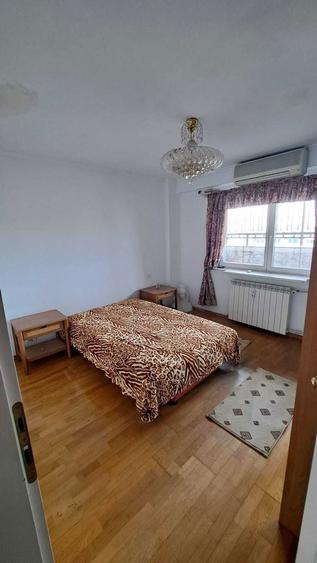 Inchiriere Apartament 3 camere, Bdul Decebal, 700 Euro - 4