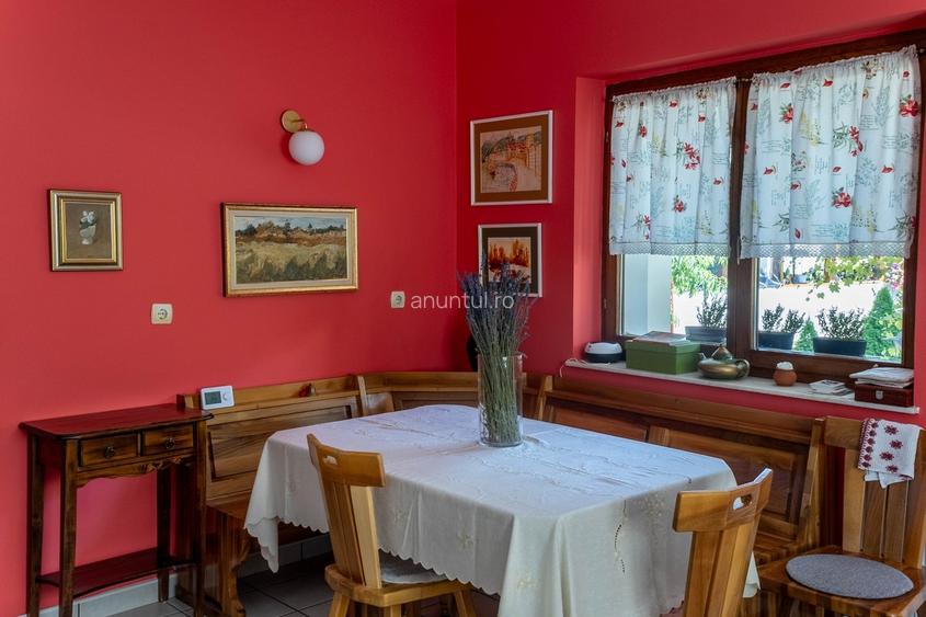 Central, Stefan cel Mare, Piatra-Neamt Central, Stefan cel Mare, Piatra-Neamt