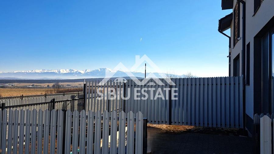 Casa la pret de apartament, 5 camere Sibiu Calea Cisnadiei - 1