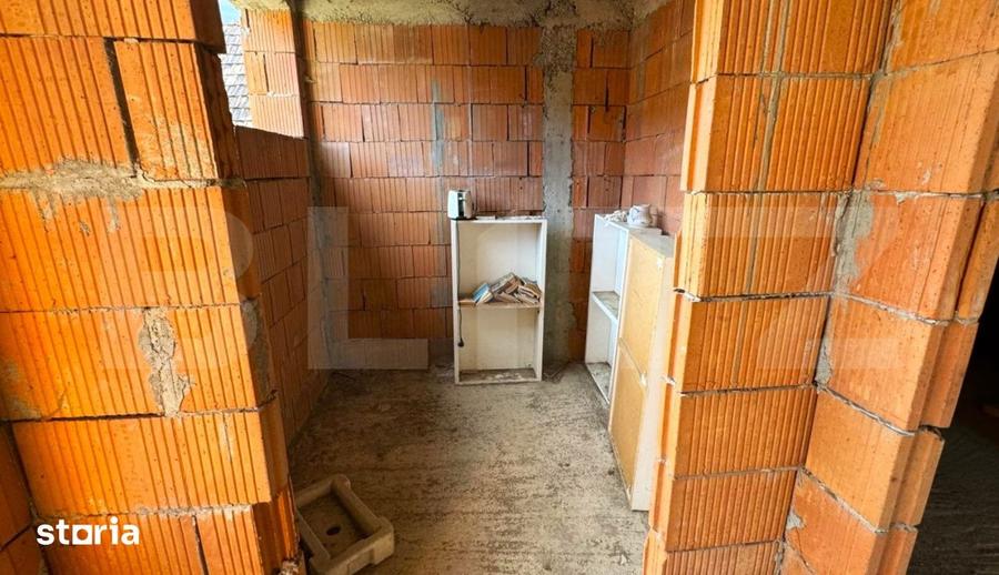 Casă cu 5 camere cu Teren 1900 Mp în Șieu