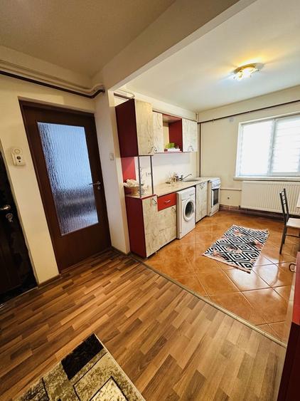 Inchiriez apartament 2 camere - 2