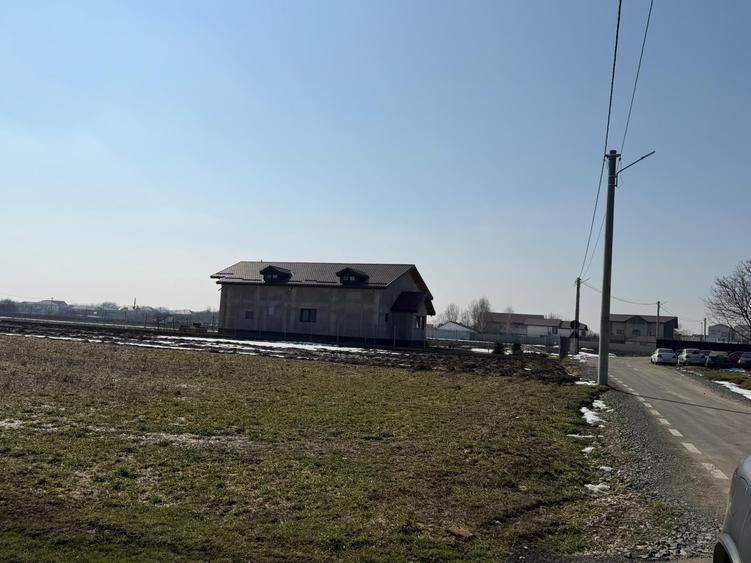 Domnești, teren langa pădure, 420mp, utilități,  deschidere 21ml, intravilan - 3