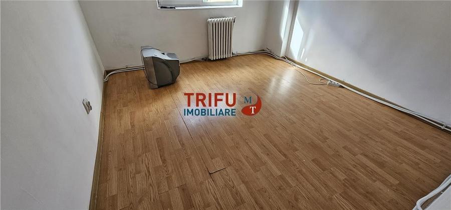 Apartament cu 3 camere etaj 3 Zona Mercur - 4