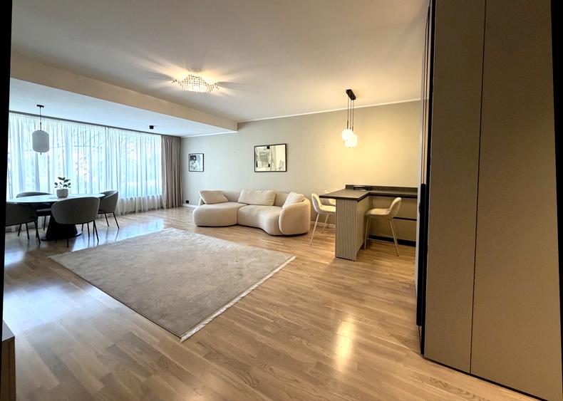 3 Camere | Renovat - Mobilat | Loc de Parcare Inclus - 1