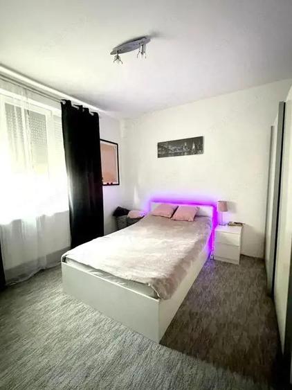 Apartament cu 3 camere la casa cu acces auto in curte Centru Oradea - 3