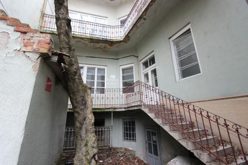 Imobil pretabil cladire de birouri, clinica medicala - Central - 25