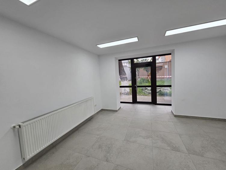 Spațiu comercial ideal pentru birouri cabinet servicii Hunedoara (zonă pietonală - 2