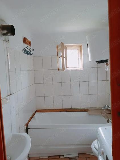 Direct propietar vind schimb casa in Agigea. - 2