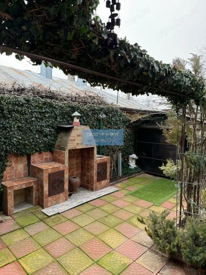 Casa de vanzare pe strada Tudor Vladimirescu - 11