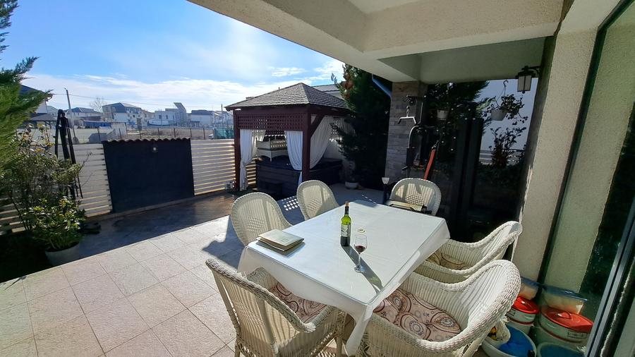 VILA INDIVIDUALA LUX - 48