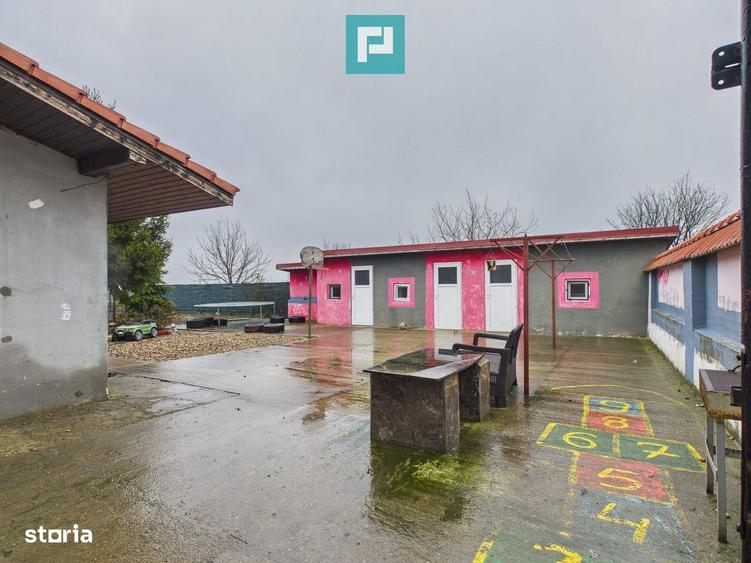 Casa frumoasa la Irato? la pre? bun - 5