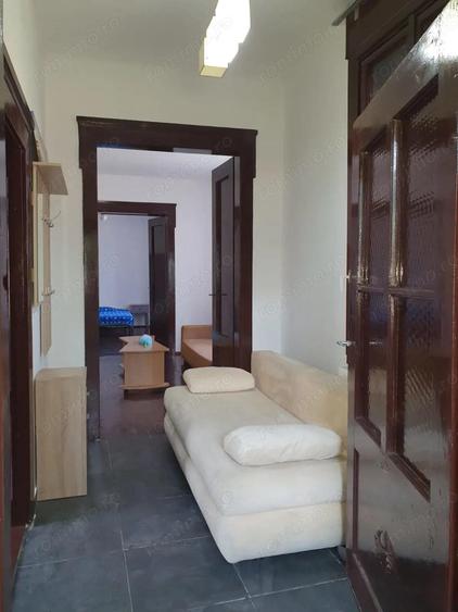 Casa 3 camere, zona Dambovi?a. - 10