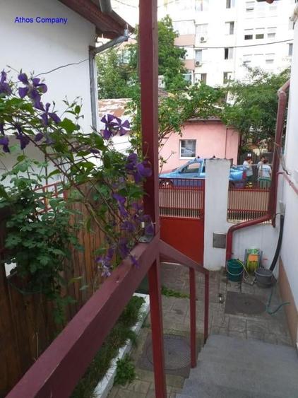 Grasoniera Podul Grand la curte la 350 euro - 1