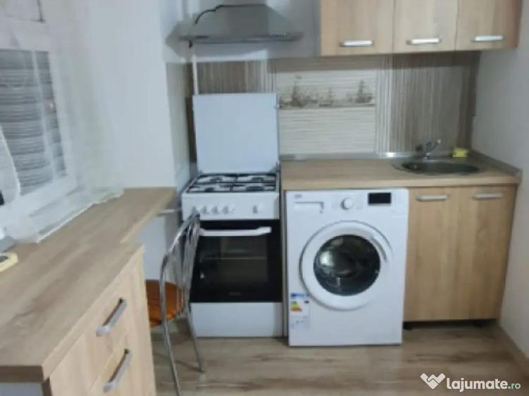 Garsoniera semidecomandata, etaj 1/4,Podul Electro, zona Lap - 1