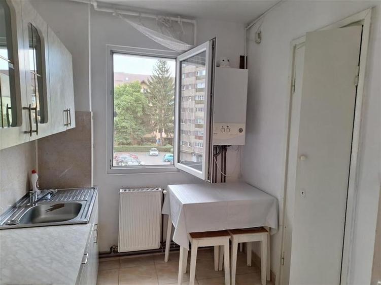 Apartament doua camere, zona Garii, Brasov - 11