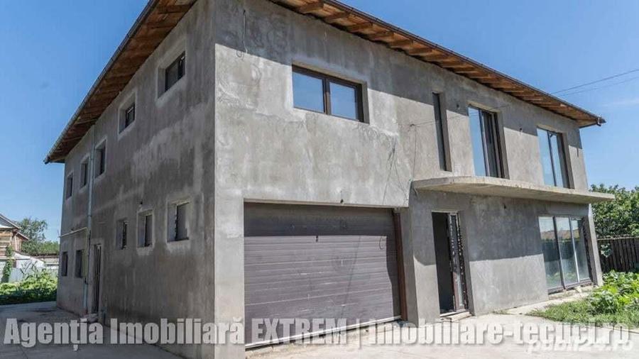 Casa cu 8 camere ?i 800 mp curte, la ro?u, in Tecuci - 4