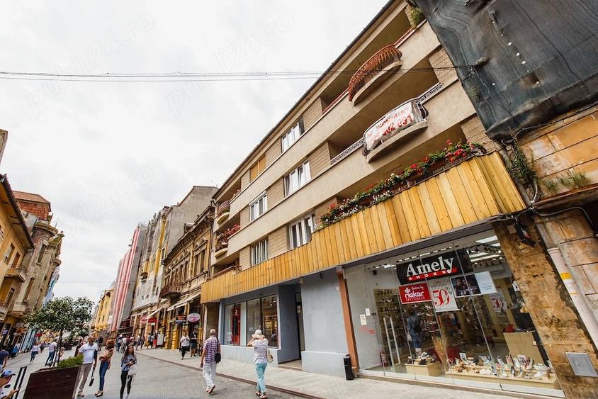 Apartament cu 4 camere decomandat în Ultracentral
