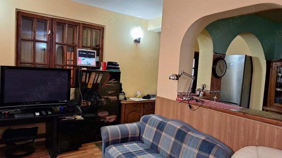 DE VANZARE: Vila P +1E Caracal, str. General Magheru77. - 3