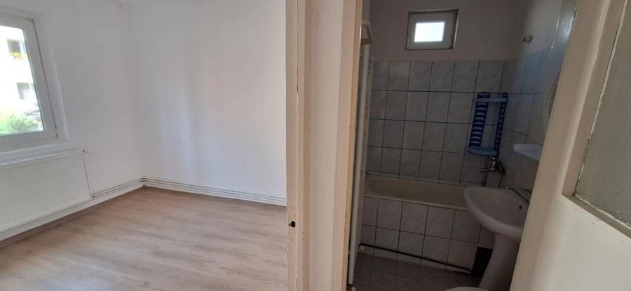 Apartament 2 camere, etaj 1-zona Sacele - 5